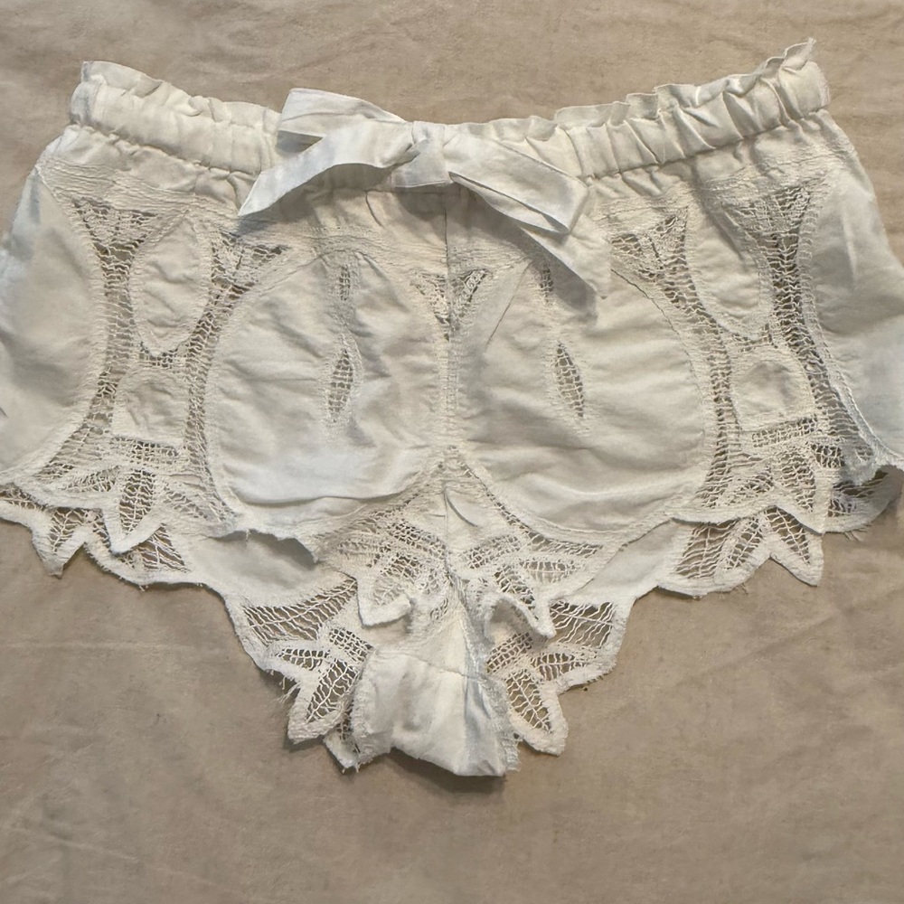 Free People Brittany White Lace Short Shorts with Ribbon Waistband